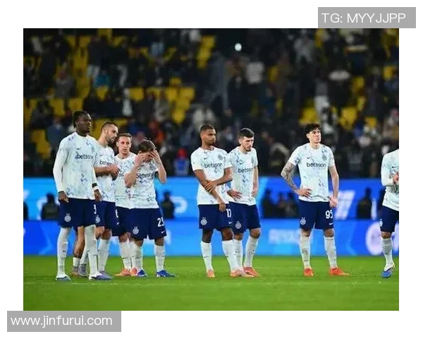 世界杯精彩对决国米与巴萨2比2平点球大战成焦点瞬间回顾与战术分析